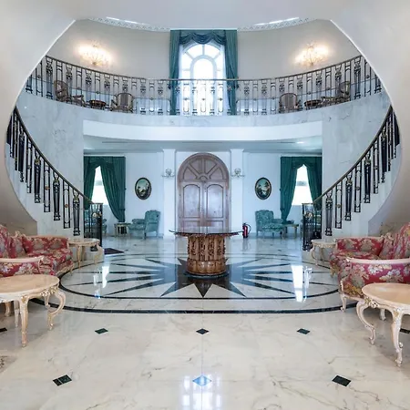 Villa The Palace *
