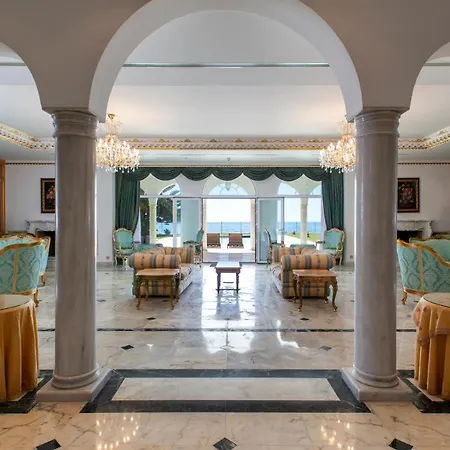 The Palace * Estepona