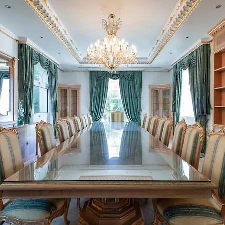 Villa The Palace